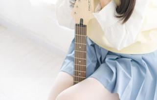 稚乖画册 - 夜夜再现：这幅Lolita写真，细节满满，值得慢慢品味。