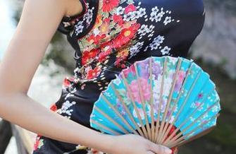 美媛馆 - 有没有人和我一样一直盯着温心怡的学妹写真集？下载也没有勇气！