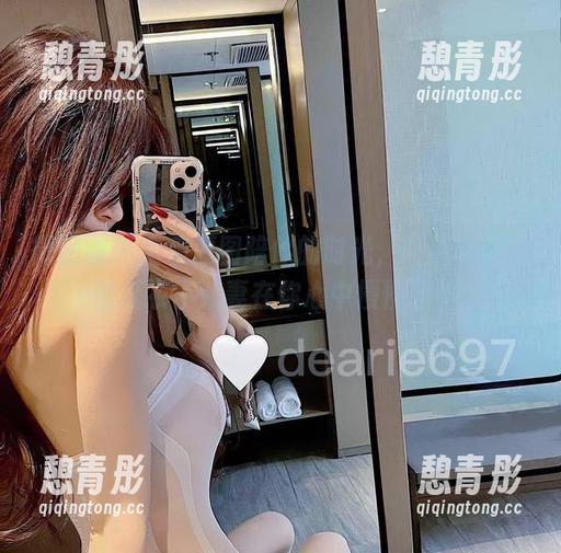 微密圈 - 全套原图陪伴的时光，脸红Dearie的红衣小娇妻在你心中慢慢回荡。