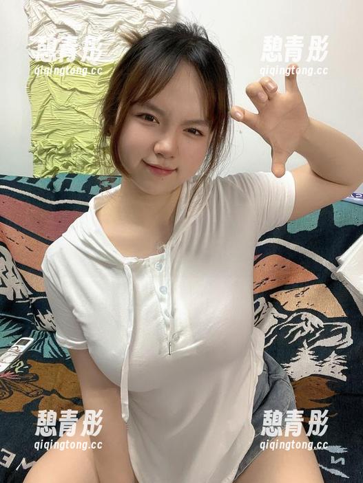 葱油饼er 微密圈 - 葱油饼er的旅拍写真,全在网盘里等你来下载,别再犹豫!