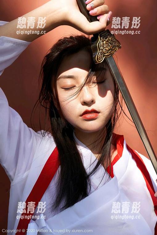 蜜桃社 - Suki的图包：看她如何把日常变成大片！