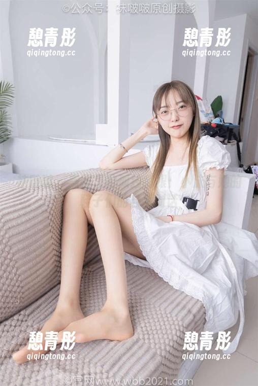 袜啵啵-小沫 袜啵啵 - 美图里的孤独高跟:小沫与她的鞋子们的自我对话