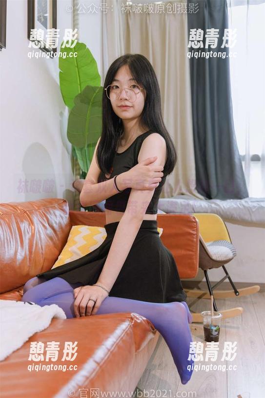 袜啵啵-甜甜圈 袜啵啵 - 这套双人写真真让人想咬一口,甜甜圈图包带来大满足!
