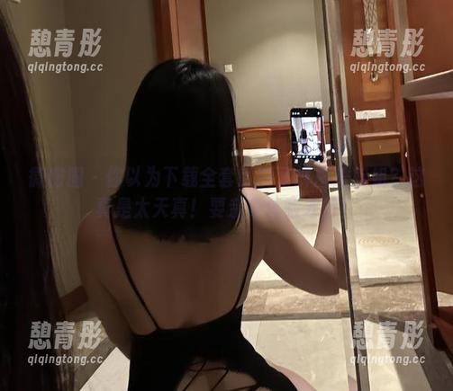 詹詹 微密圈 - 你以为下载全套就能了解詹詹姐姐?这真是太天真!要亲身体验才行!