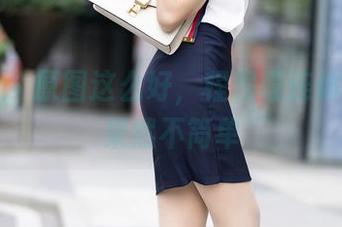语画界 - 原图这么好，程程程连体衣动作果然不简单