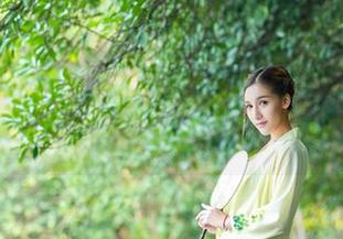 轰趴猫 - 高清透视：苏小暖的毛衣能否掩盖这股微妙诱惑？