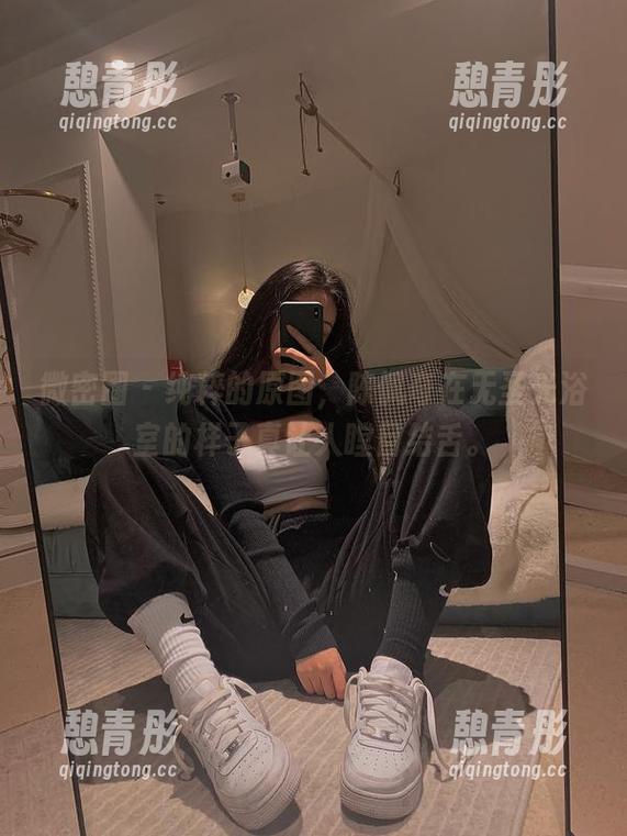 陈佩奇 微密圈 - 纯粹的原图,陈佩奇在无圣光浴室的样子真让人瞠目结舌。