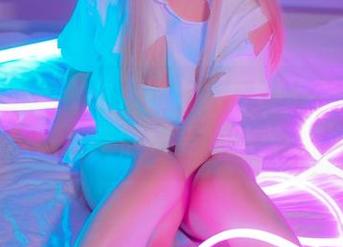 cos界的红裙女王，青水百合子来求婚资源，但我们只要她的裙子！