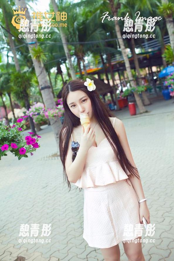 青豆客-赵伊彤 青豆客 - 礼服穿得美,赵伊彤资源满满,这组合太赞了!