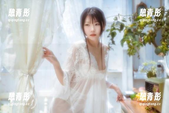 香草喵露露的比基尼图库，火辣的同时也上演了一场‘曲线’的盛筵？